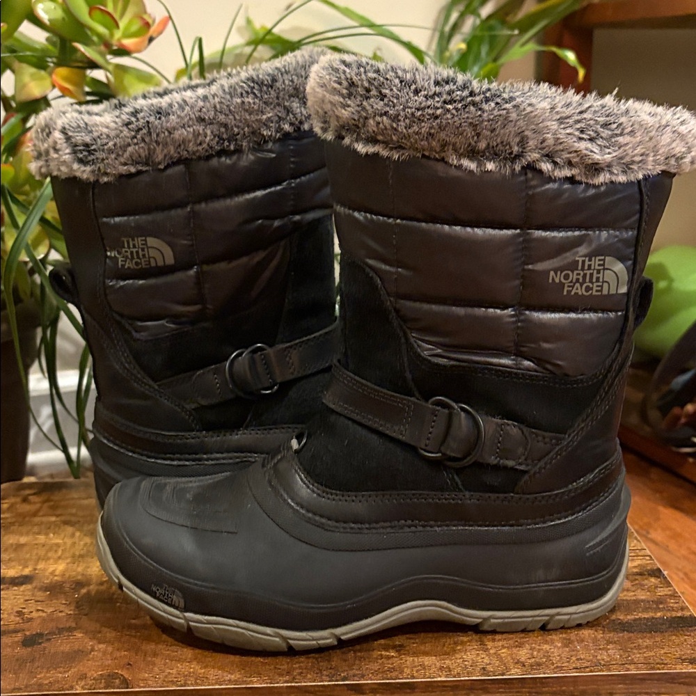 The North Face Down Insulated Winter Snow Boots Black 616273 Womens Size 7.5